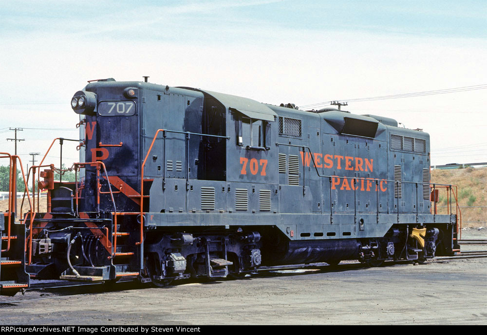 Western Pacific GP7 #707
